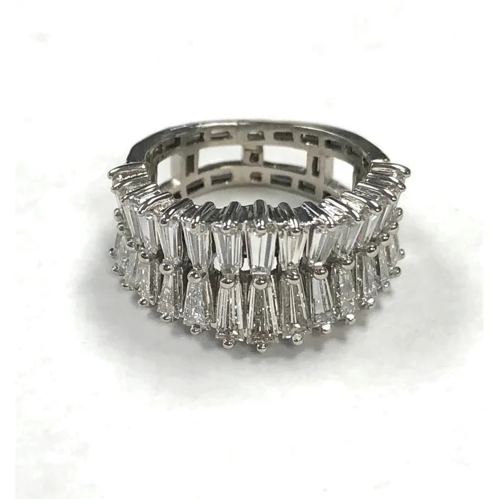 14K White Gold Baguette and Tapered Baguette Diamond Band, 3.00 ct tw