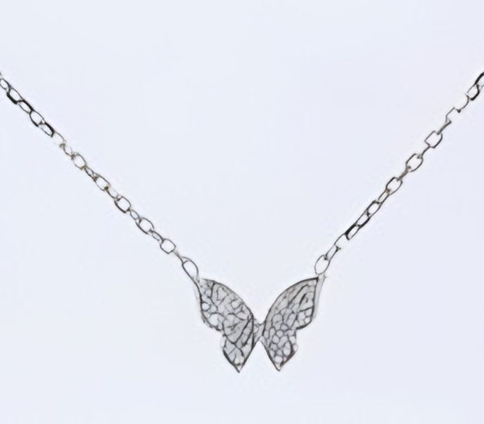 White gold 14k butterfly stationary pendant