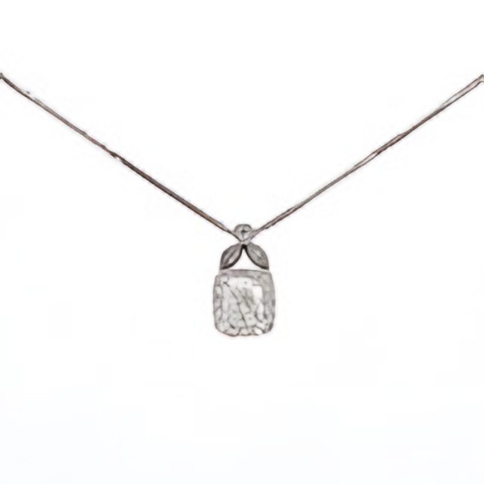 White gold 14k halo pendant