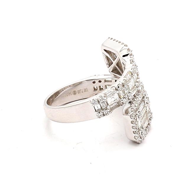 14K White Gold Baguette and Round Diamond Ring, 1.77 ct tw