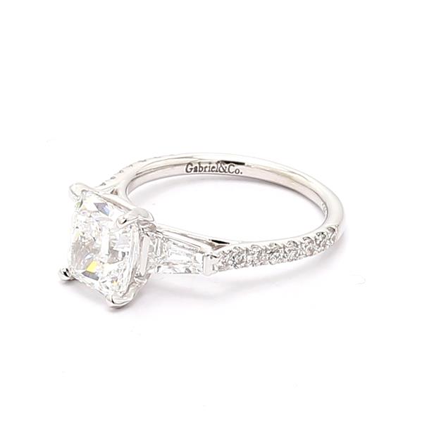 14K White Gold Baguette and Round Diamond Semi-Mount, 0.78 ct tw – view 2