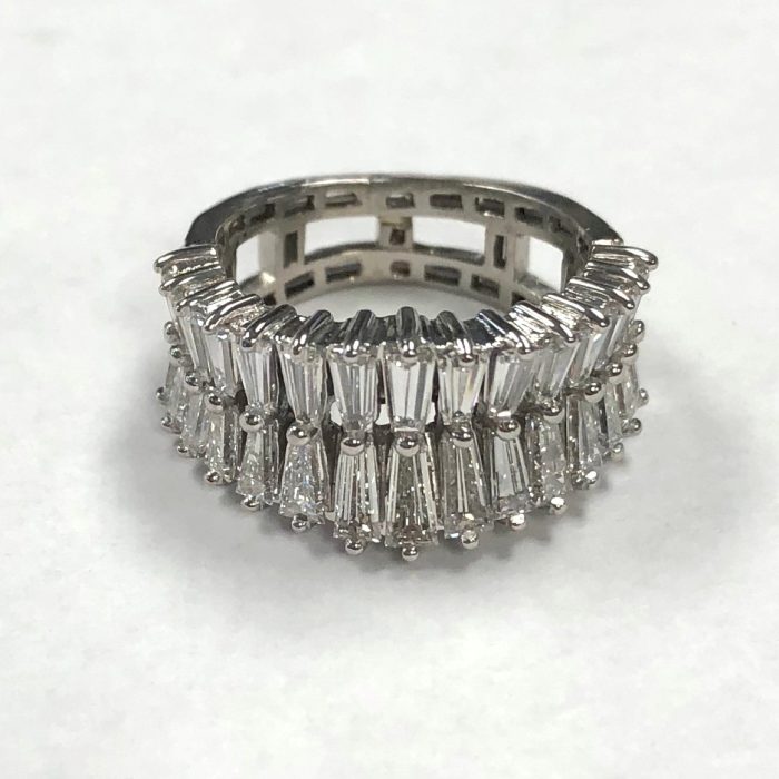 14K White Gold Baguette and Tapered Baguette Diamond Band, 3.00 ct tw
