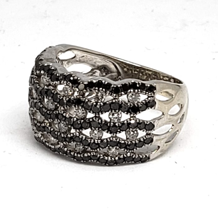 14K White Gold Black and White Diamond Ring