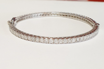 14K White Gold Diamond Bangle, 4.50 ct tw