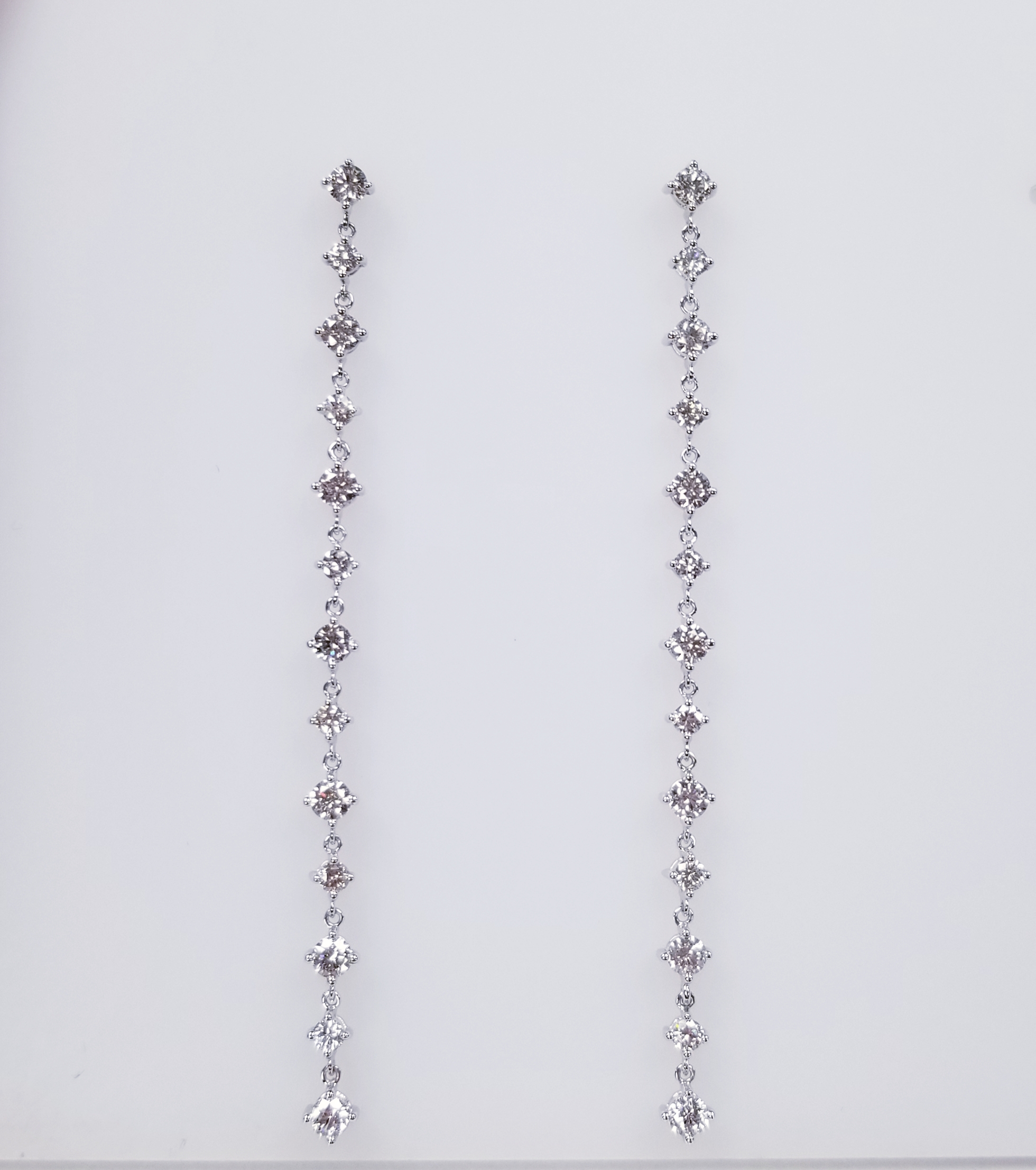 14K White Gold Diamond Chandelier Drop Earrings, 2.17 ct tw