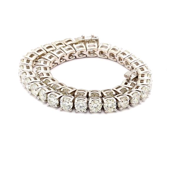 14K White Gold Diamond Tennis Bracelet, 9.18 ct tw – view 4