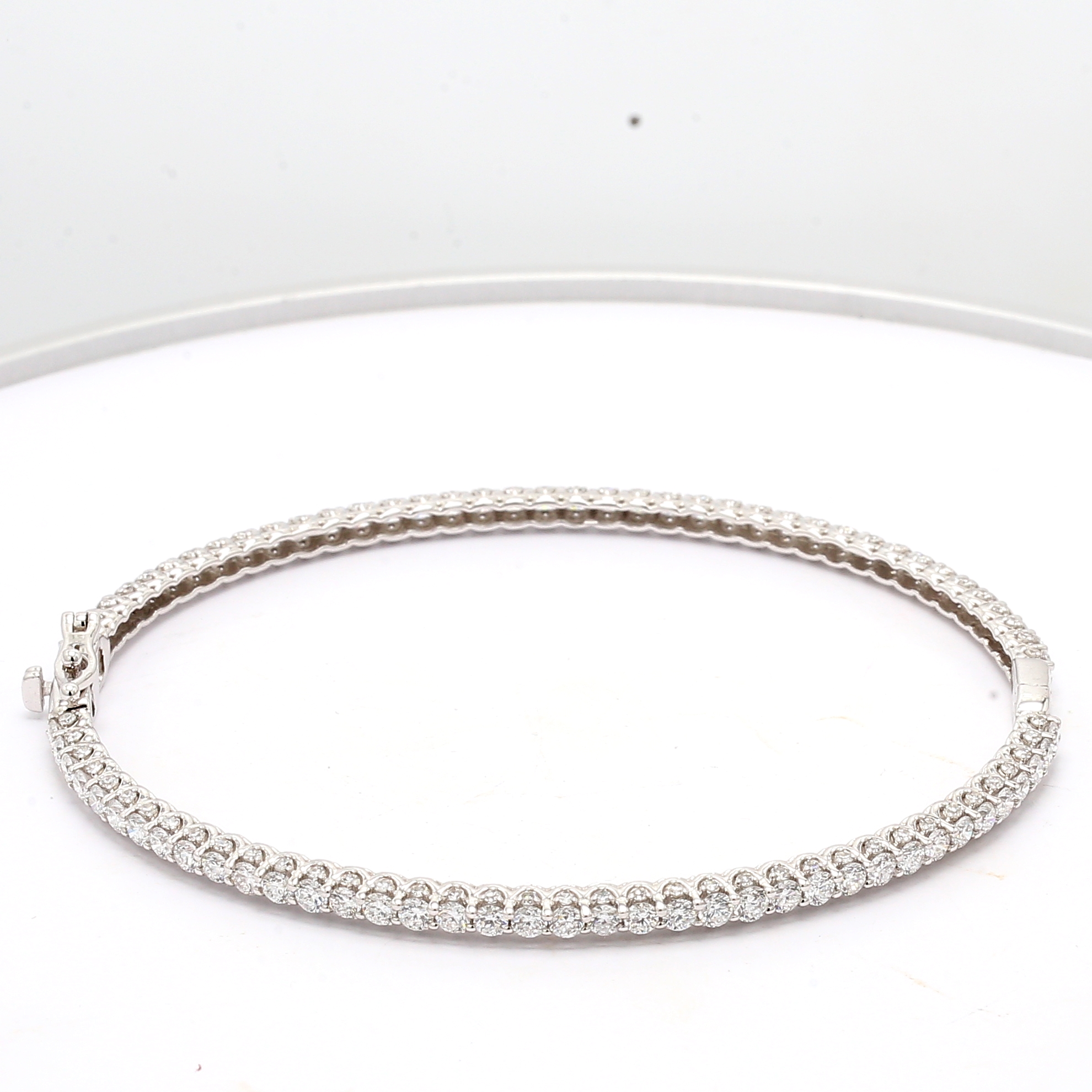 14K White Gold Lab-Grown Round Diamond Bangle, 4.50 ct tw