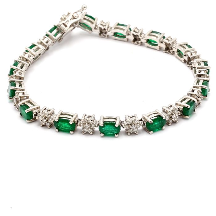 14K White Gold Oval Emerald and Diamond Bracelet, 1.55 ct tw