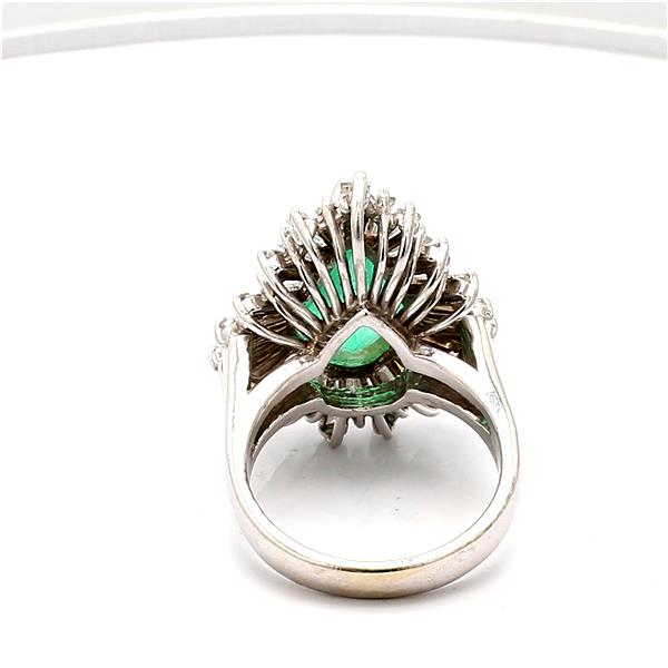14K White Gold Pear Emerald and Baguette Diamond Ring, 2.59 ct tw