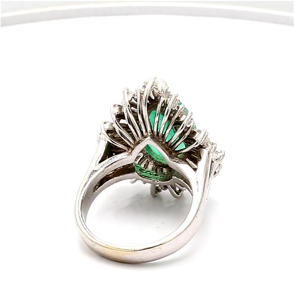 14K White Gold Pear Emerald and Baguette Diamond Ring, 2.59 ct tw