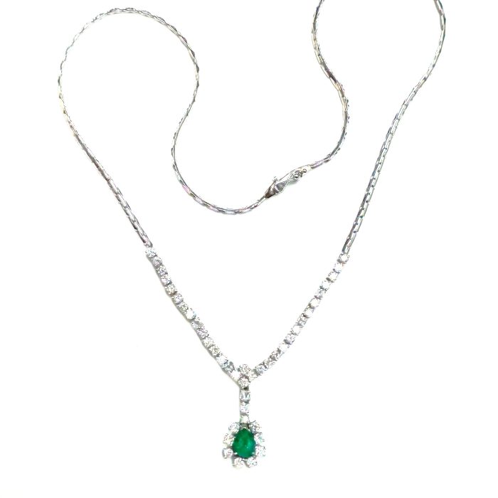 14K White Gold Pear-Shaped Emerald and Diamond Necklace, 2.00 ct tw