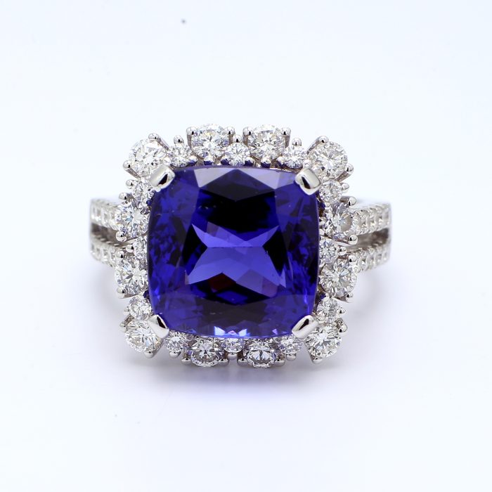 14K White Gold Tanzanite and Diamond Ring, 1.20 ct tw