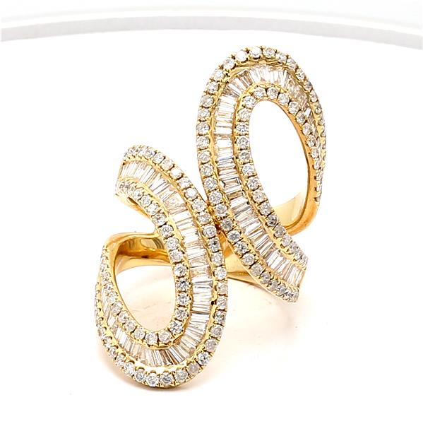 14K Yellow Gold Baguette and Round Diamond Ring, 3.06 ct tw
