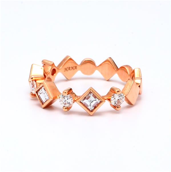 18K Rose Gold Princess and Round Diamond Geometric Band, 0.81 ct tw – view 3