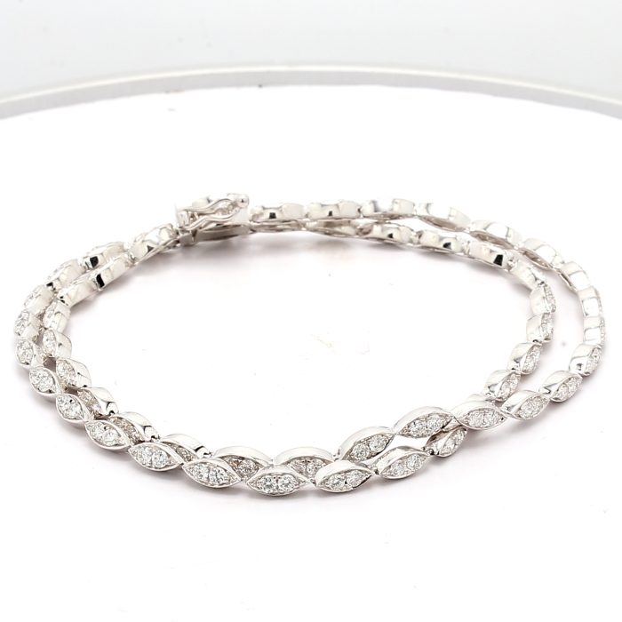 18K White Gold Diamond Bracelet, 2.72 ct tw