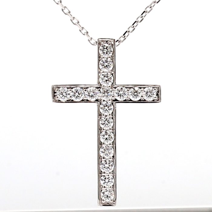 18K White Gold Diamond Pendant, 0.59 ct tw