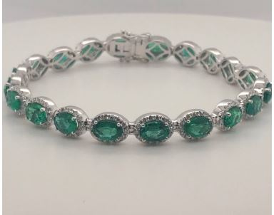18K White Gold Emerald and Diamond Bracelet, 1.76 ct tw
