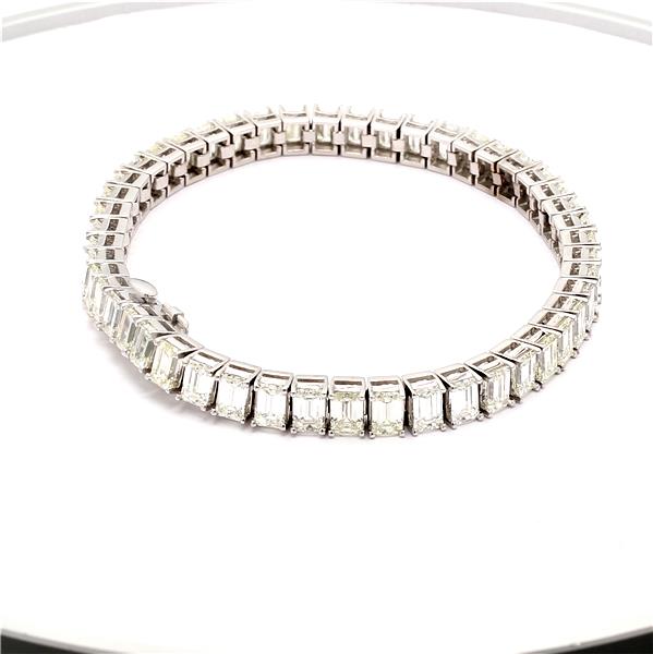 18K White Gold Emerald-Cut Diamond Tennis Bracelet, 14.84 ct tw – view 3