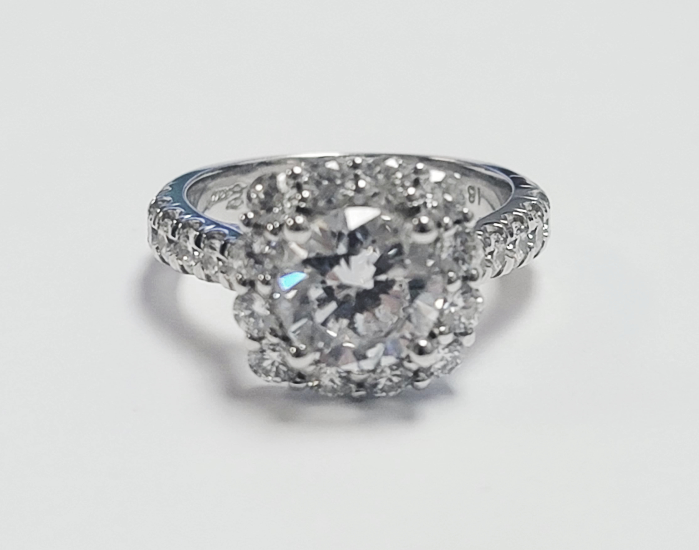 18K White Gold Halo Diamond Semi-Mount, 1.38 ct tw