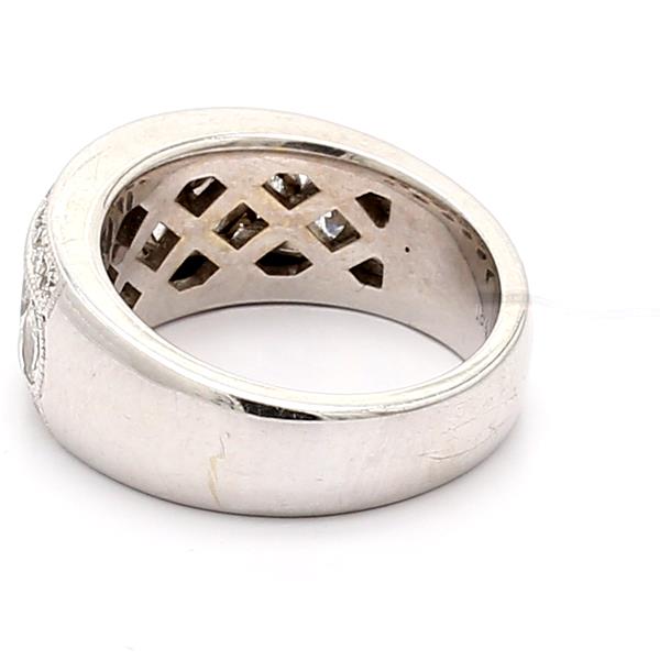 18K White Gold Oval and Round Diamond Band, 2.00 ct tw – view 2