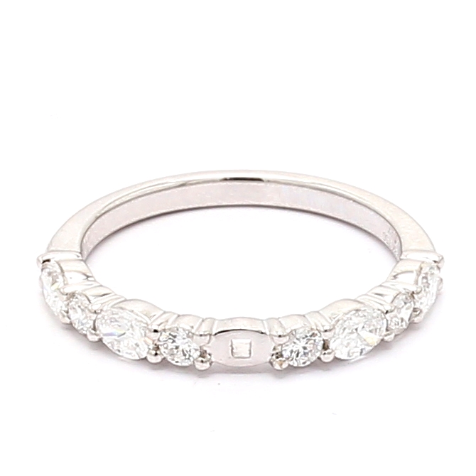 18K White Gold Oval and Round Diamond Semi-Mount, 0.67 ct tw