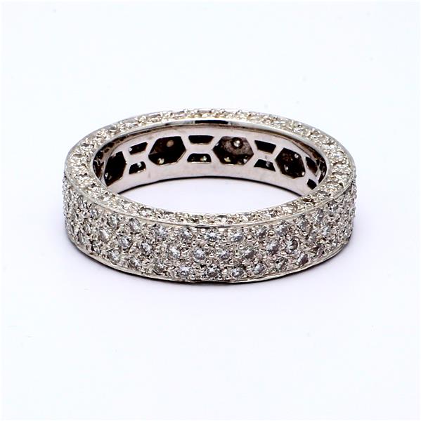 18K White Gold Pavé Diamond Eternity Band, 2.75 ct tw – view 4