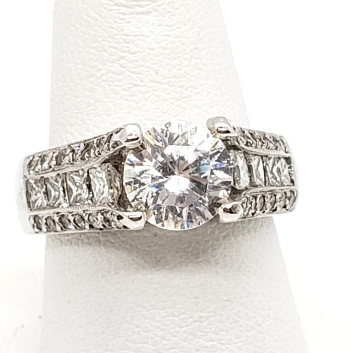 18K White Gold Princess-Cut Diamond Semi-Mount, 1.60 ct tw