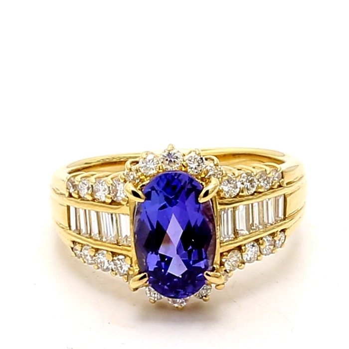 18K Yellow Gold Tanzanite and Diamond Ring, 1.00 ct tw