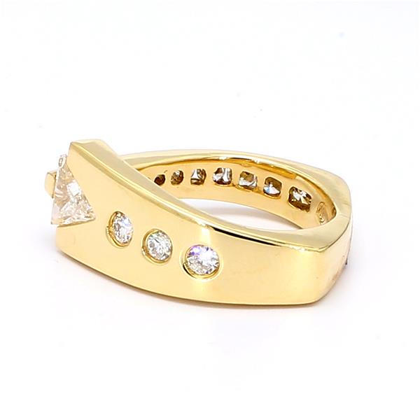 18K Yellow Gold Trillion Diamond Ring, 1.20 ct tw