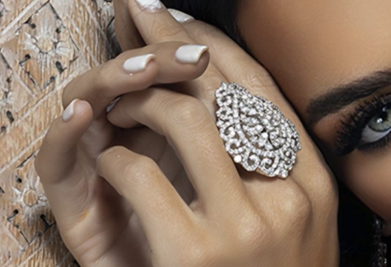 Diamond leaf ring