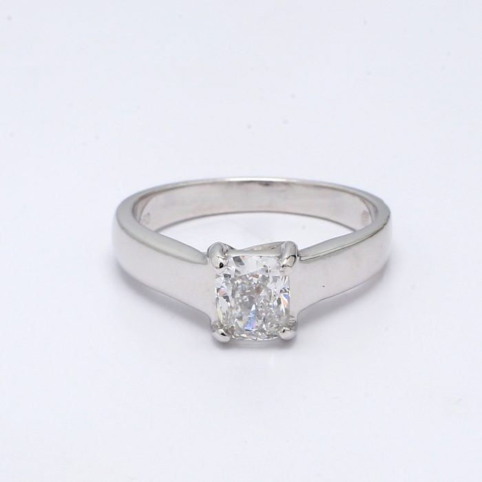Platinum Wide Solitaire Setting