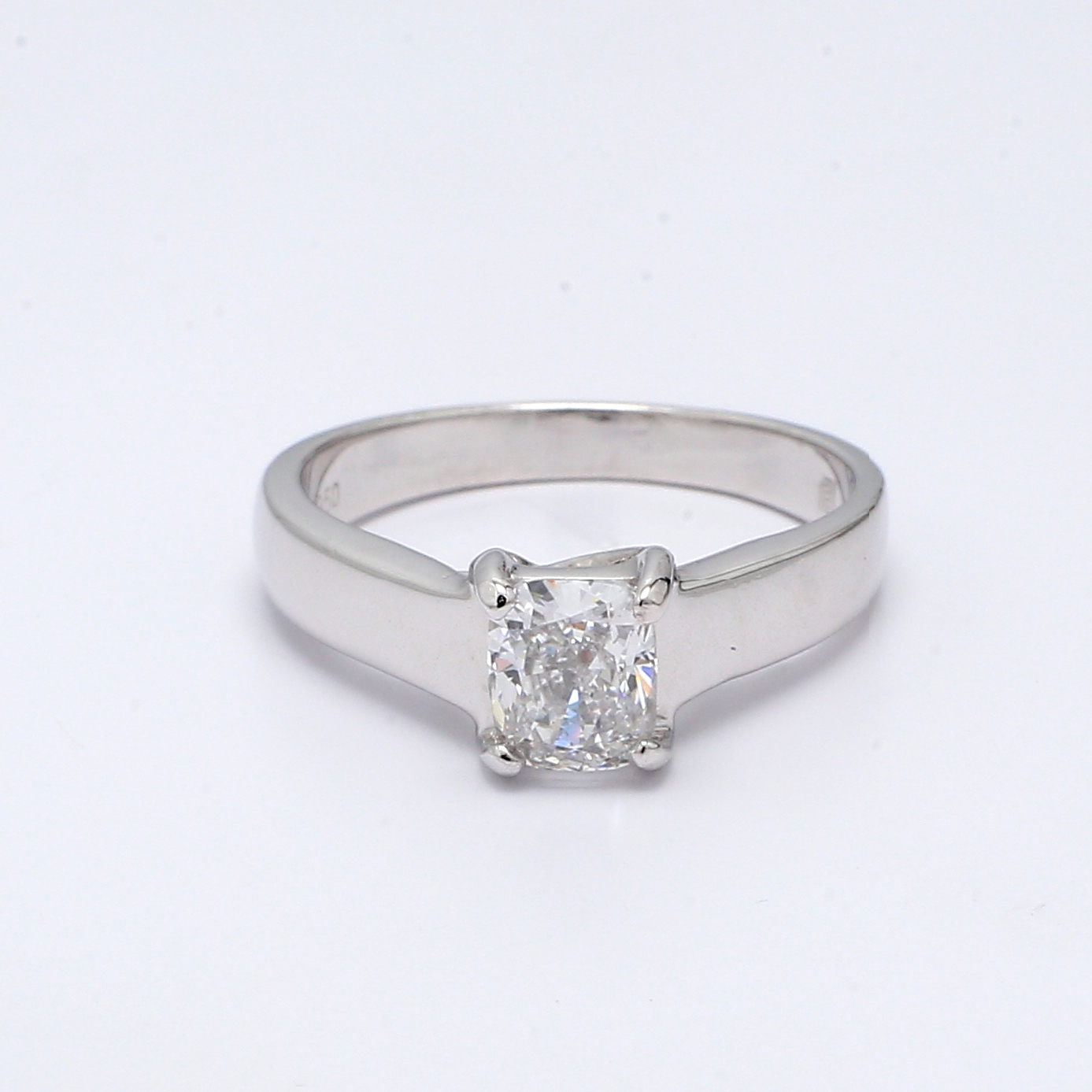 Platinum Wide Solitaire Setting